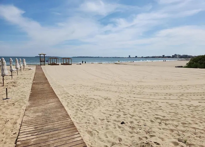 Itta Sunny ساني بيتش