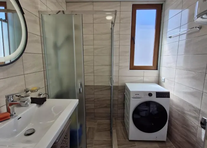 Itta Sunny ساني بيتش