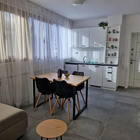 Itta Sunny Apartamento